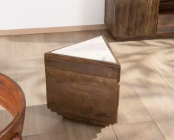 Meuble House Table d'appoint triangulaire en bois recyclé et plateau marbre blanc