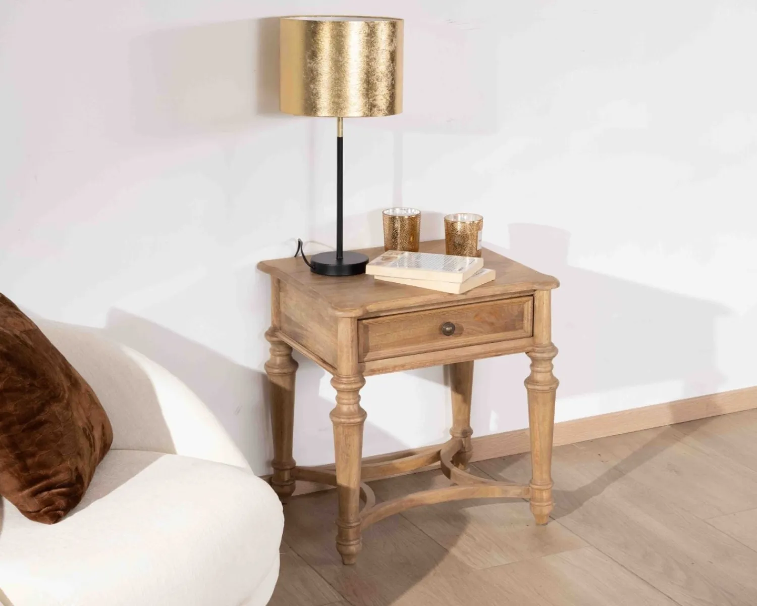 Meuble House Table de chevet en manguier naturel massif style classique "Legacy" New