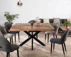 Meuble House Table de repas carrée 140cm acacia finition chevrons pieds métal noir croisés 