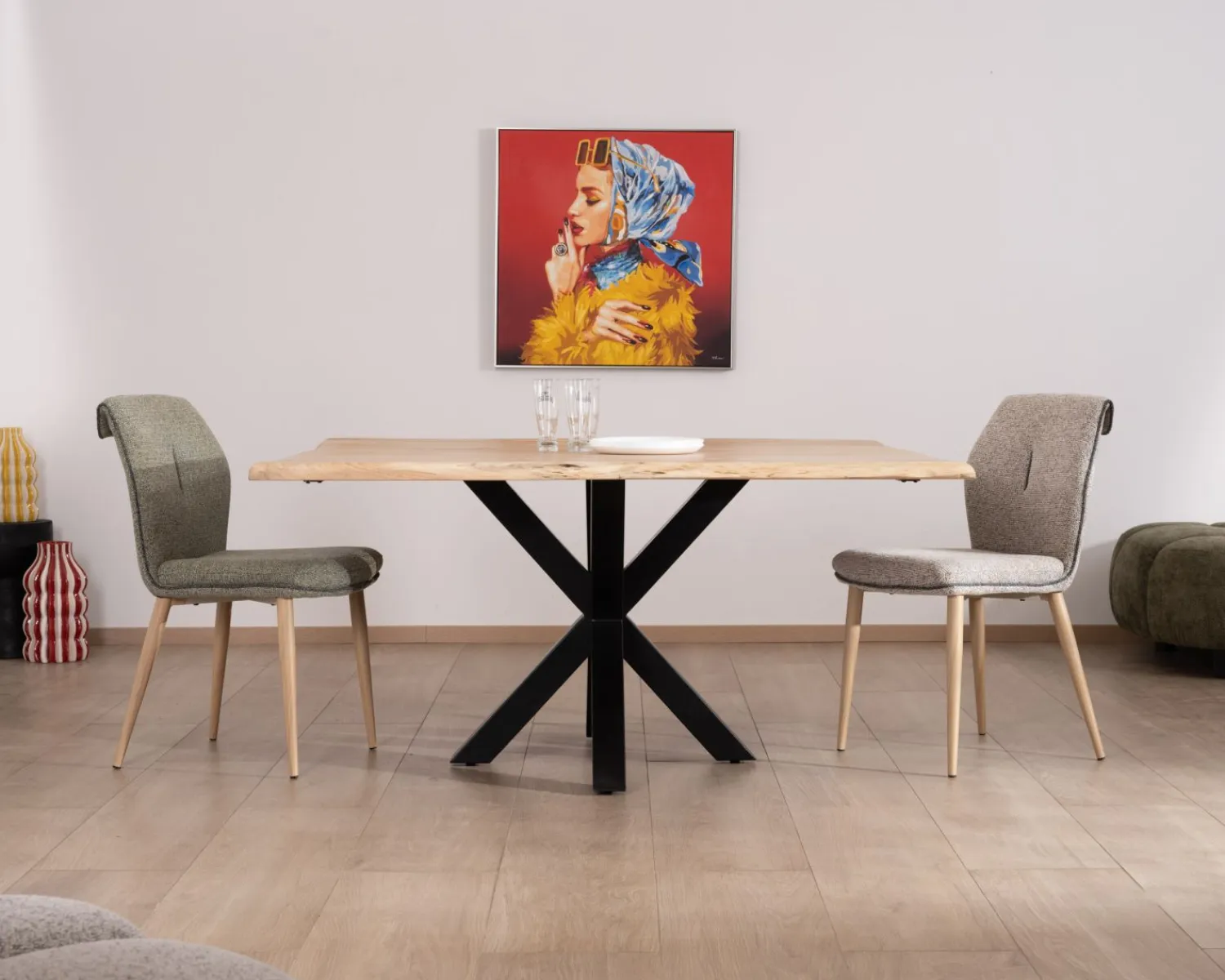 Meuble House Table de repas carrée 120 cm en acacia et pieds croix métal "3D" Clearance