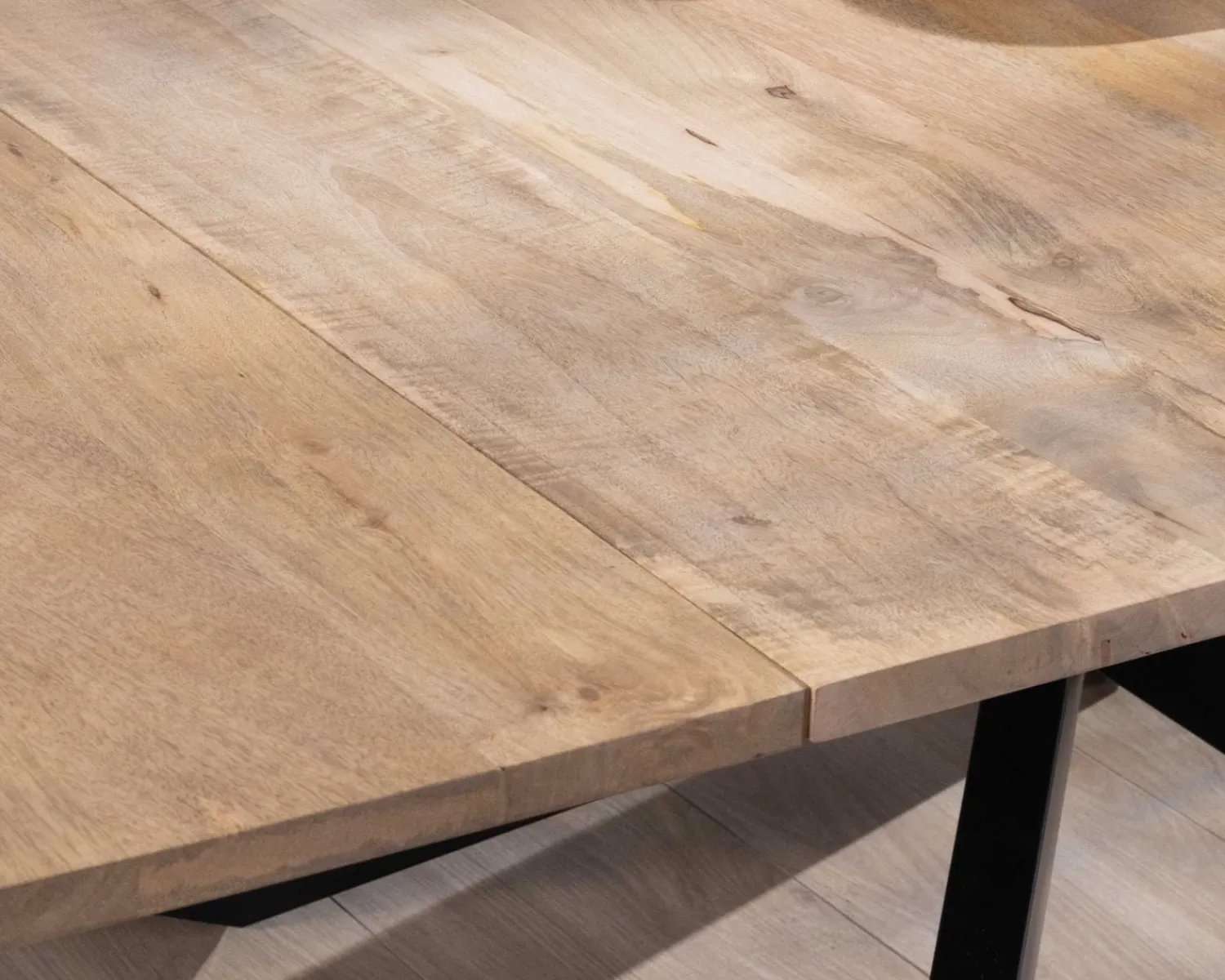 Meuble House Table de repas carrée 120x120cm style industriel manguier et métal "Haden" avec extensions New