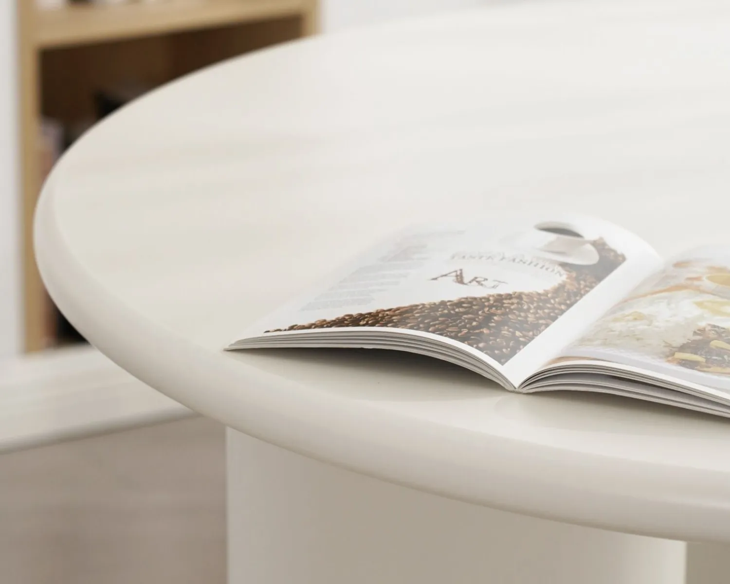 Meuble House Table de repas contemporaine ronde 120 cm coloris crème "Odyna" Online