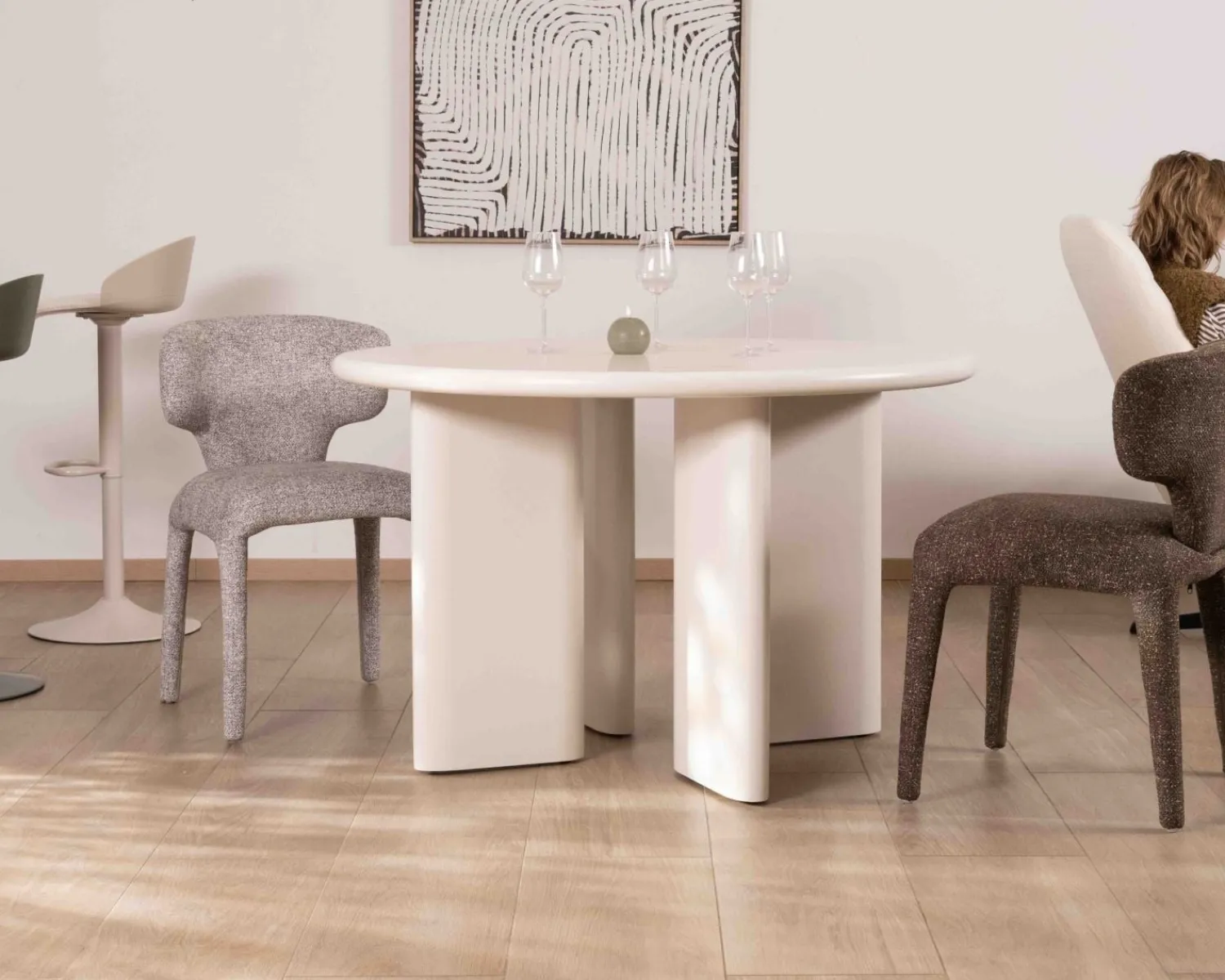 Meuble House Table de repas contemporaine ronde 120 cm coloris crème "Odyna" Online
