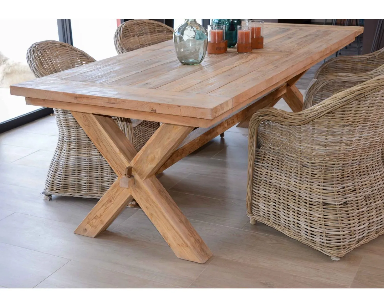 Meuble House Table de repas en bois de teck recyclé 6/8 personnes "Balangan Beach" 200 cm Discount