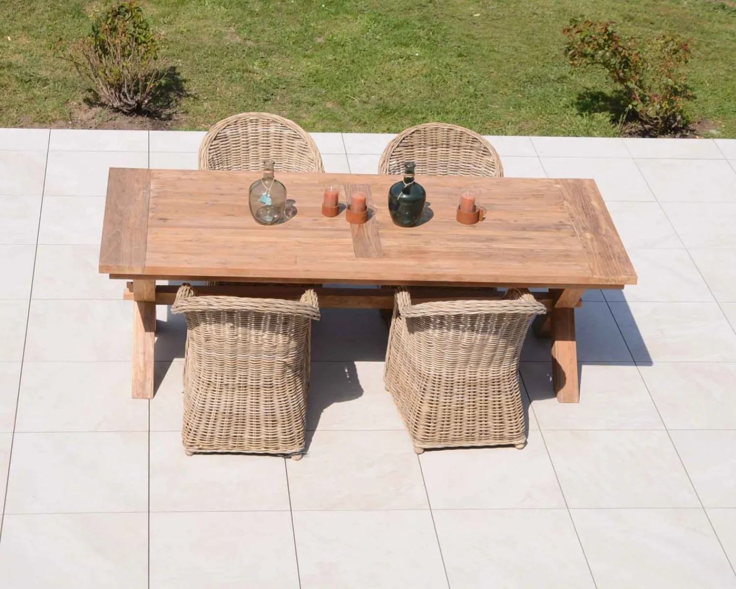 Meuble House Table de repas en bois de teck recyclé 6/8 personnes "Balangan Beach" 200 cm Discount