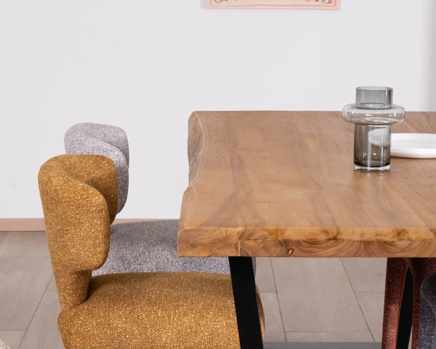Meuble House Table de repas en teck recyclé massif “Lasia” design contemporain et pieds métal noir Online