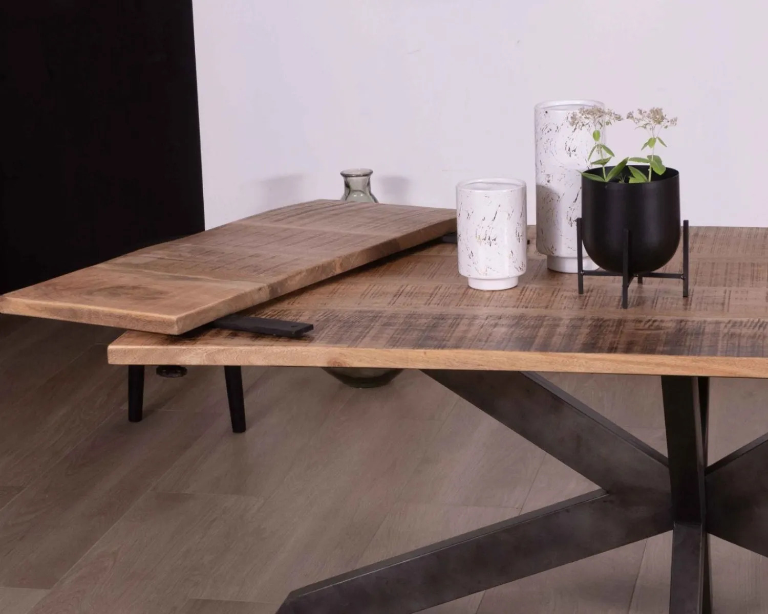 Meuble House Table de repas extensible 180-260cm pied étoile bois métal "Caractère" Hot