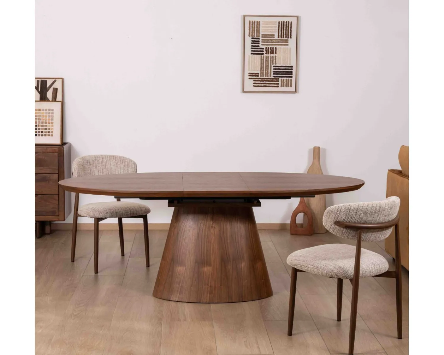 Meuble House Table de repas extensible 160–200 cm teinte noyer "Oria" forme ovale Online