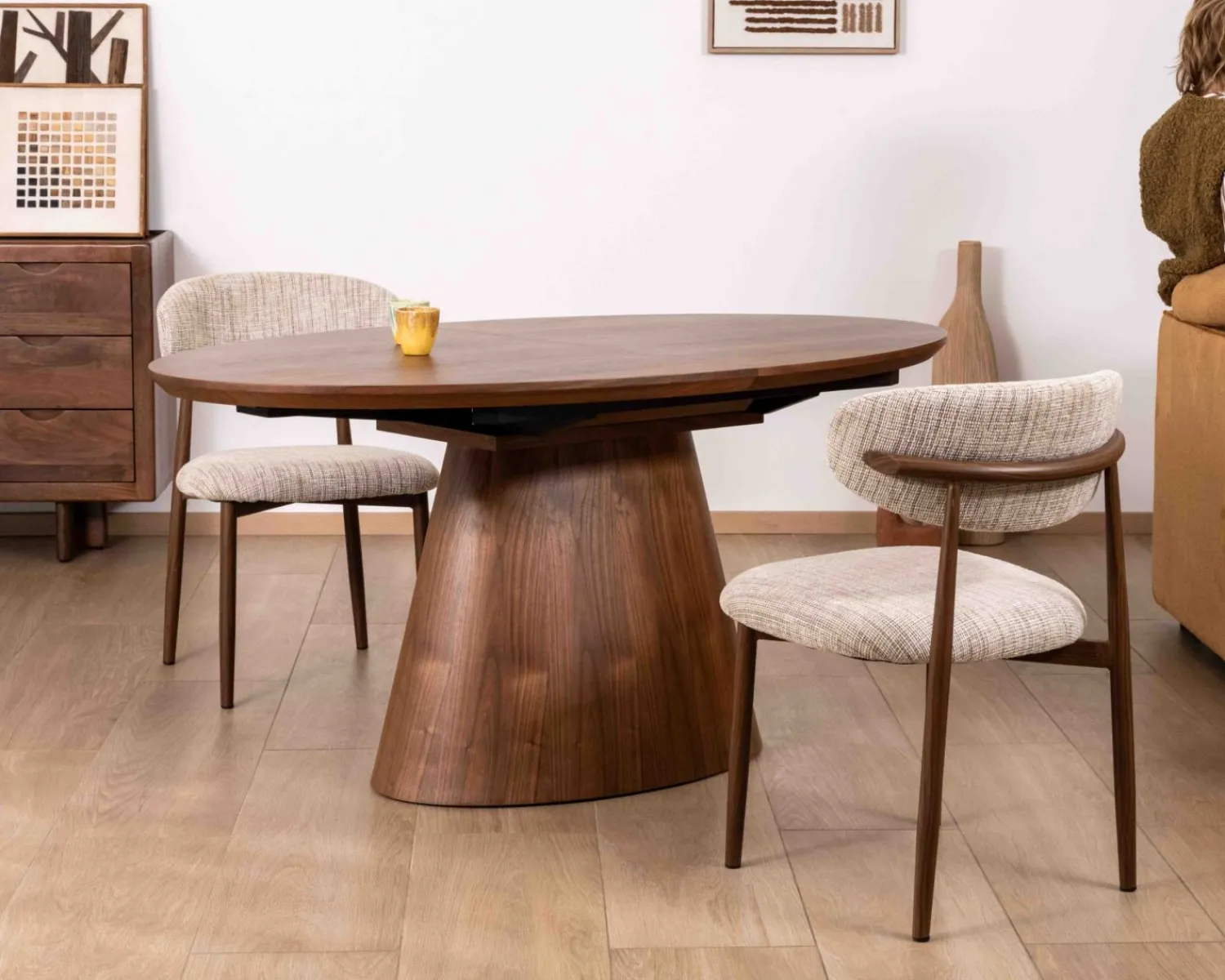 Meuble House Table de repas extensible 160–200 cm teinte noyer "Oria" forme ovale Online