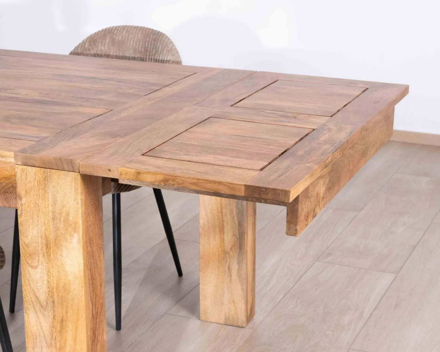 Meuble House Table de repas extensible en manguier foncé "Jappy" 160 à 250 cm Best