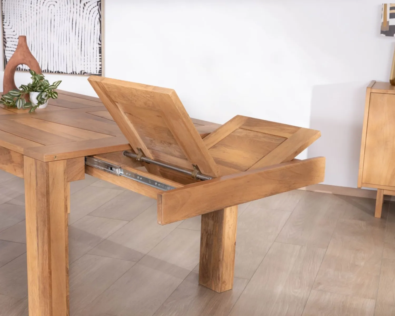 Meuble House Table de repas extensible en manguier teinte chêne clair "Jappéo" 160 à 250 cm Discount
