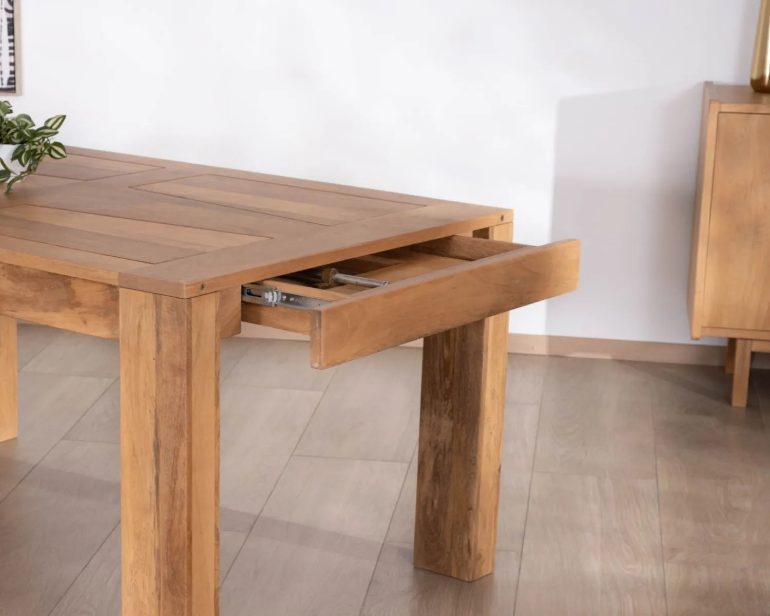 Meuble House Table de repas extensible en manguier teinte chêne clair "Jappéo" 160 à 250 cm Discount