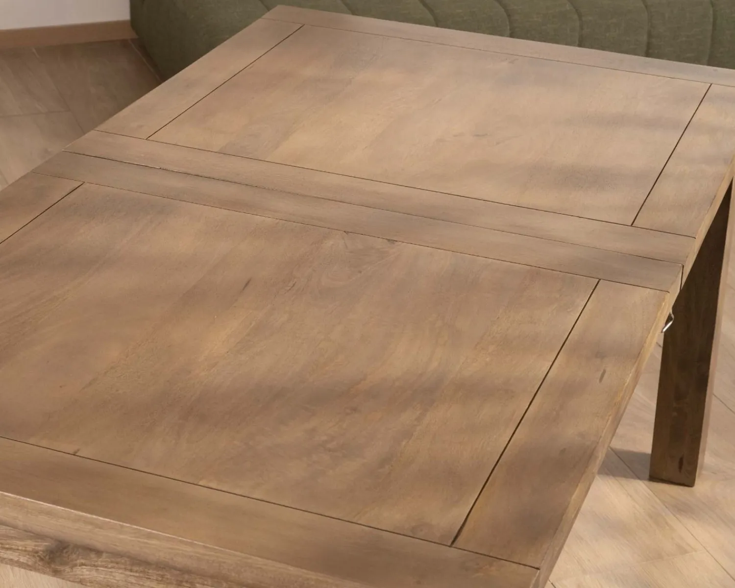 Meuble House Table de repas rectangulaire extensible en manguier 160-200cm "Baz" Hot