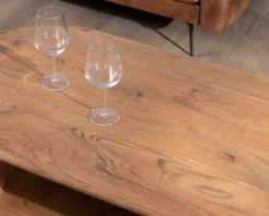 Meuble House Table de salon design arrondi vintage en acacia