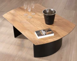 Meuble House Table de salon en teck recyclé et pieds demi sphère en métal noir