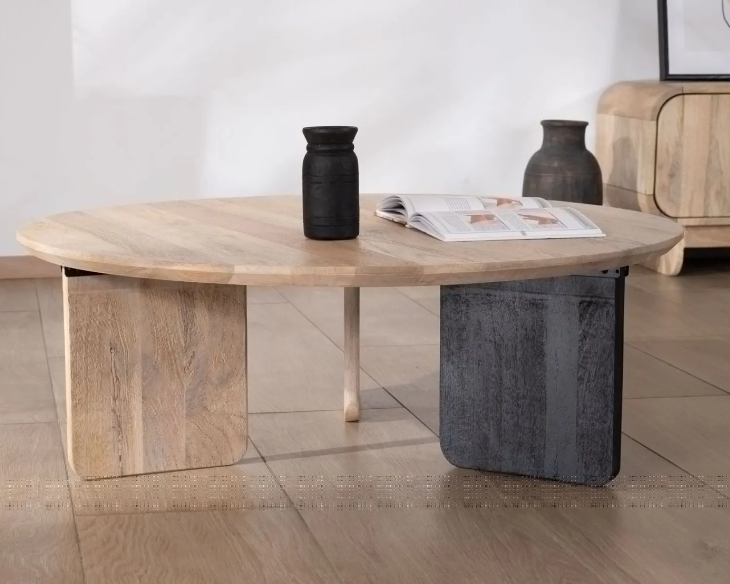 Meuble House Table de salon ronde style épuré "Jappy" 1 pied noir Sale