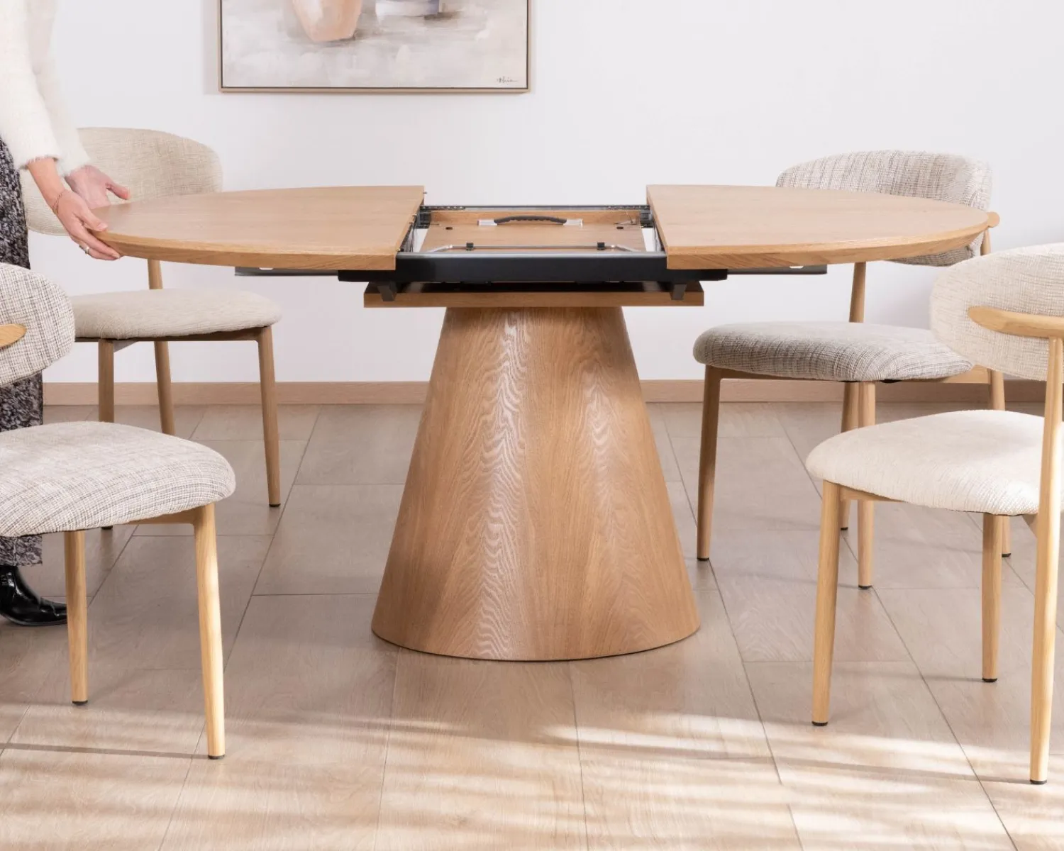 Meuble House Table à manger ronde 120 cm extensible 160 cm "Oria" style épuré aspect frêne Outlet