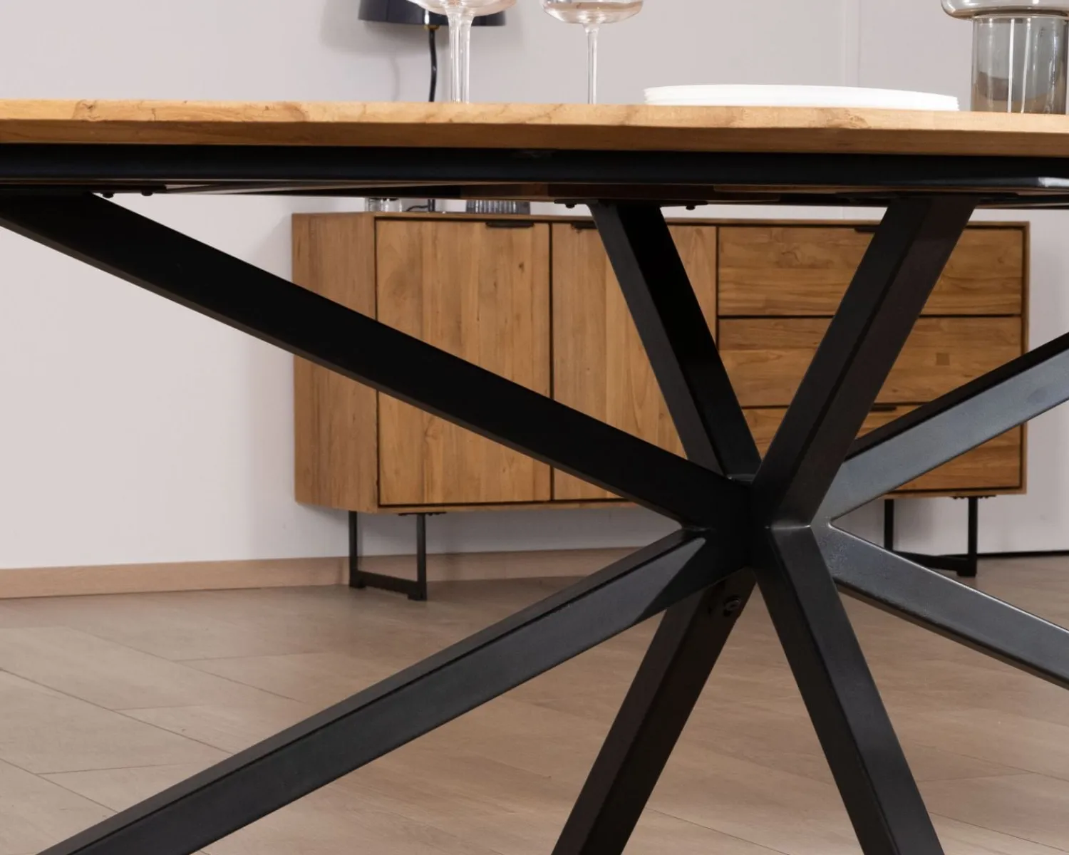 Meuble House Table à manger XXL 280 cm en teck recyclé et pieds mikado "Bahia" forme bateau Sale