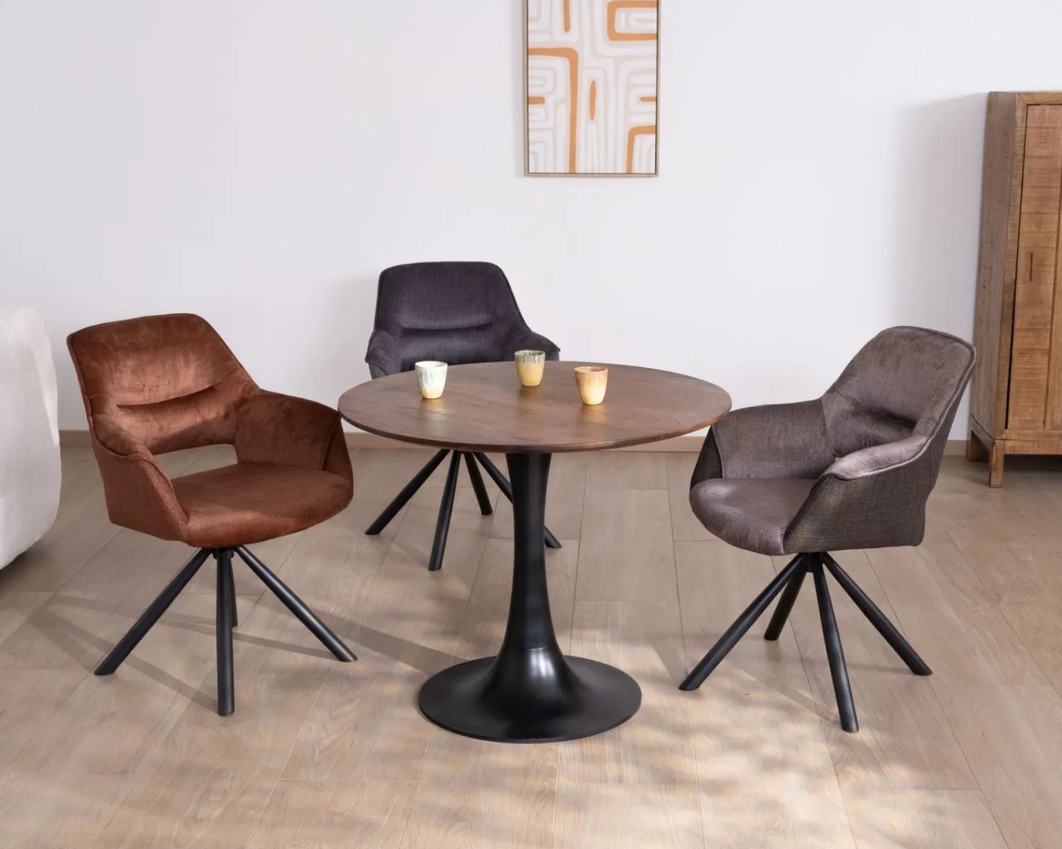 Meuble House Table ronde 90 cm esprit bistrot "Piccadilly" pied tulipe en métal noir