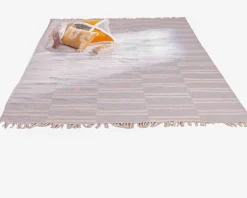 Meuble House Tapis rayé bleu clair et crème