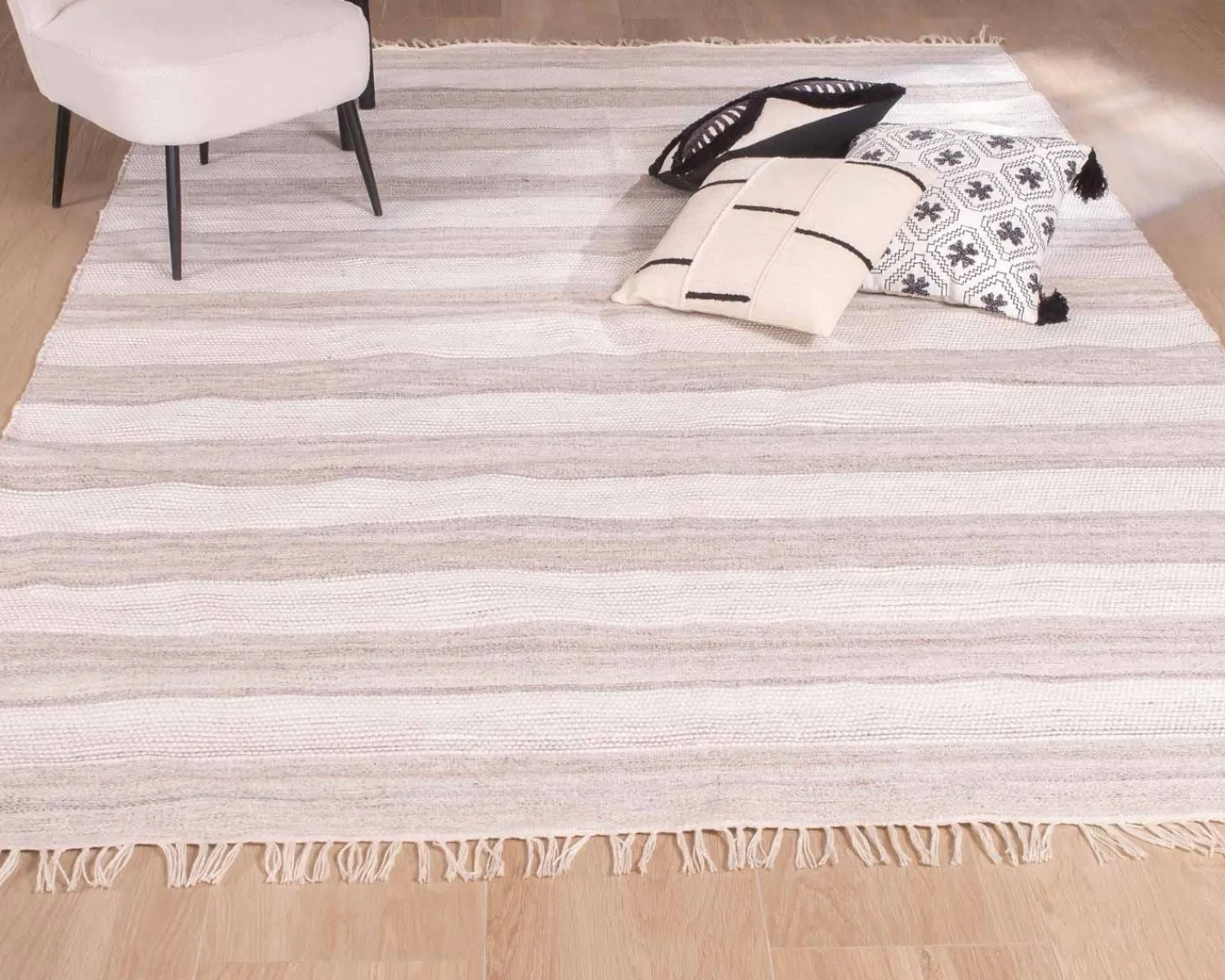 Meuble House Tapis rayé coloris doux 120x180cm "Kavon" Clearance